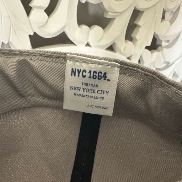 New! New York Snap Back Cap - Picture 5 of 5